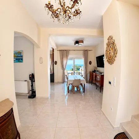 Grand Family By The Sea Вилла *