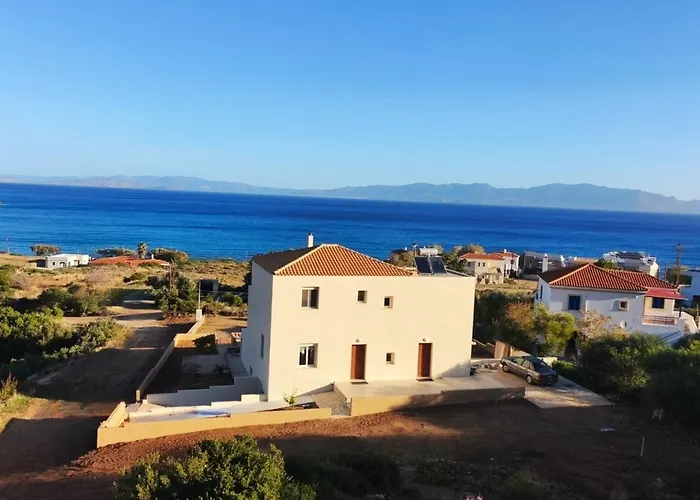 Grand Family By The Sea Villa *